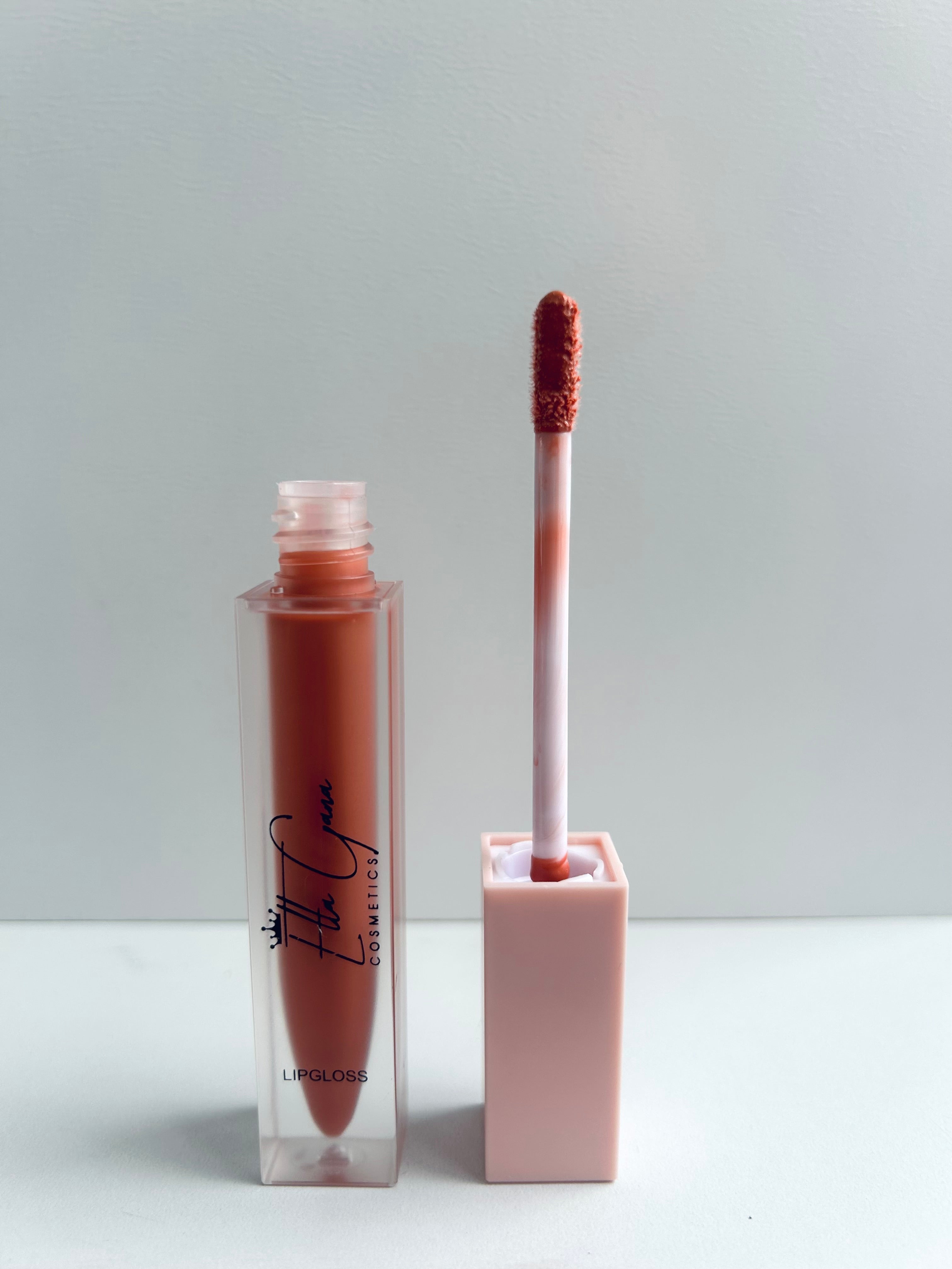 Vixen Lipgloss kit(lipliner included)